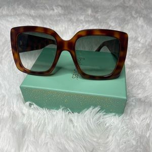 Gucci Large rectangular tortoise frames